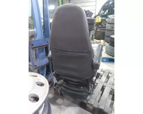 INTERNATIONAL PROSTAR 113 SEAT, FRONT