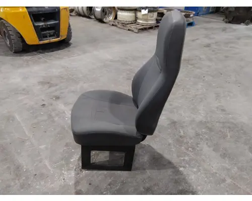 INTERNATIONAL PROSTAR 113 SEAT, FRONT