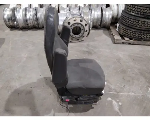 INTERNATIONAL PROSTAR 113 SEAT, FRONT