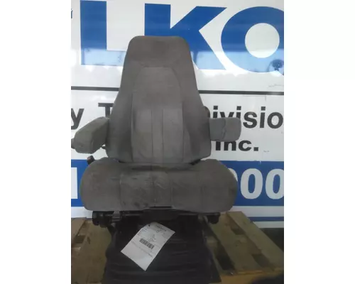 INTERNATIONAL PROSTAR 113 SEAT, FRONT