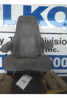 INTERNATIONAL PROSTAR 113 SEAT, FRONT