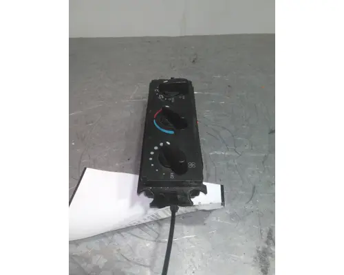 INTERNATIONAL PROSTAR 113 TEMPERATURE CONTROL