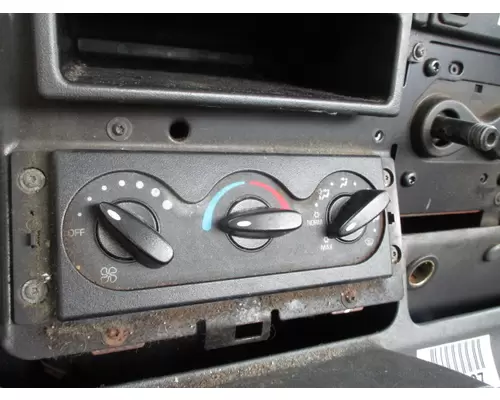 INTERNATIONAL PROSTAR 113 TEMPERATURE CONTROL