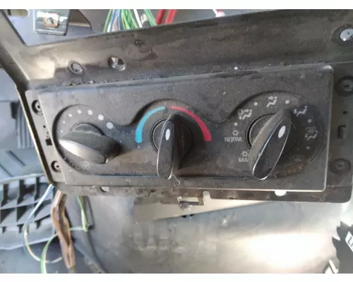 INTERNATIONAL PROSTAR 113 TEMPERATURE CONTROL