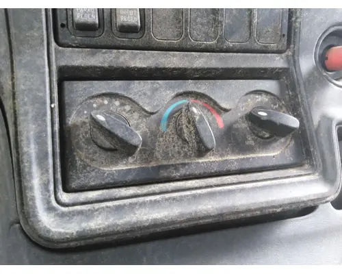 INTERNATIONAL PROSTAR 113 TEMPERATURE CONTROL