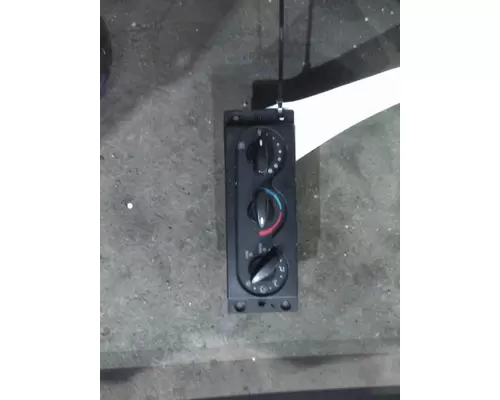INTERNATIONAL PROSTAR 113 TEMPERATURE CONTROL