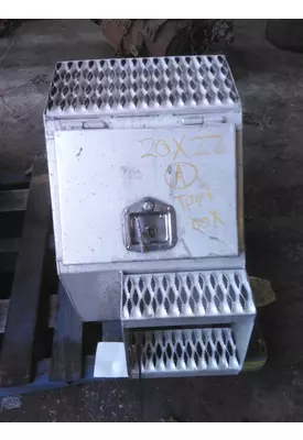INTERNATIONAL PROSTAR 113 TOOL BOX