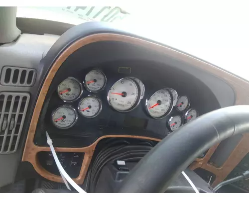 INTERNATIONAL PROSTAR 113 TRIM INTERIOR