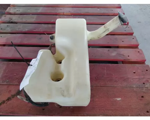 INTERNATIONAL PROSTAR 113 WINDSHIELD WASHER RESERVOIR