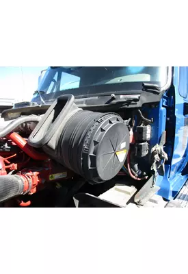 INTERNATIONAL PROSTAR 122 AIR CLEANER