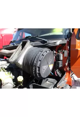 INTERNATIONAL PROSTAR 122 AIR CLEANER