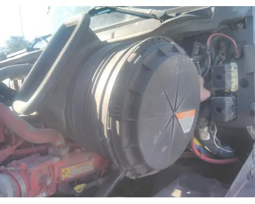 INTERNATIONAL PROSTAR 122 AIR CLEANER