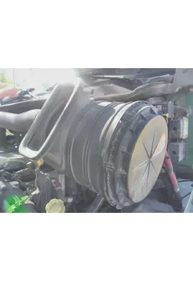 INTERNATIONAL PROSTAR 122 AIR CLEANER