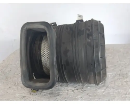 INTERNATIONAL PROSTAR 122 AIR CLEANER