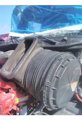 INTERNATIONAL PROSTAR 122 AIR CLEANER