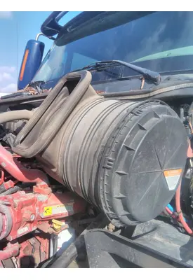 INTERNATIONAL PROSTAR 122 AIR CLEANER