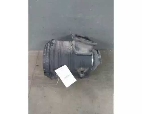 INTERNATIONAL PROSTAR 122 AIR CLEANER