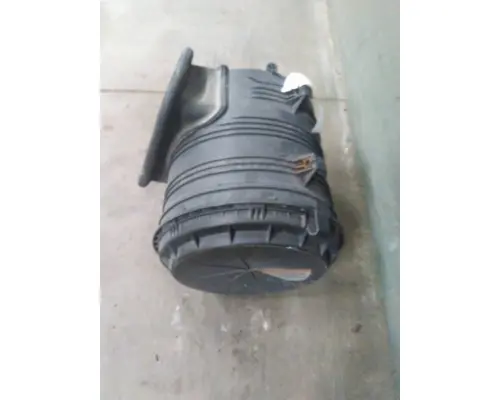 INTERNATIONAL PROSTAR 122 AIR CLEANER