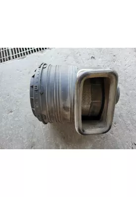 INTERNATIONAL PROSTAR 122 AIR CLEANER