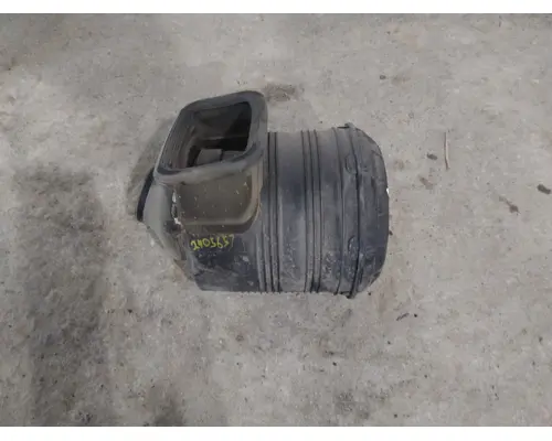 INTERNATIONAL PROSTAR 122 AIR CLEANER