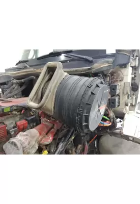 INTERNATIONAL PROSTAR 122 AIR CLEANER