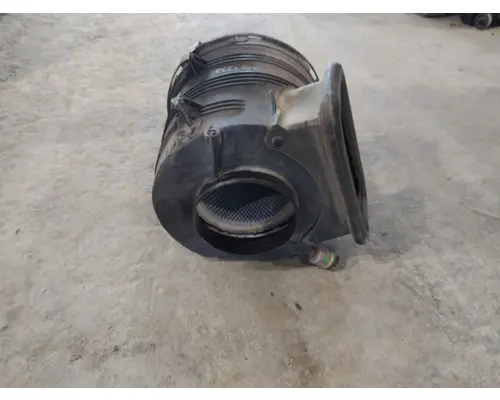 INTERNATIONAL PROSTAR 122 AIR CLEANER