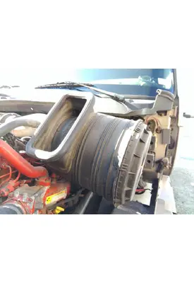 INTERNATIONAL PROSTAR 122 AIR CLEANER