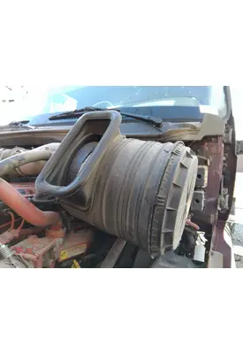 INTERNATIONAL PROSTAR 122 AIR CLEANER