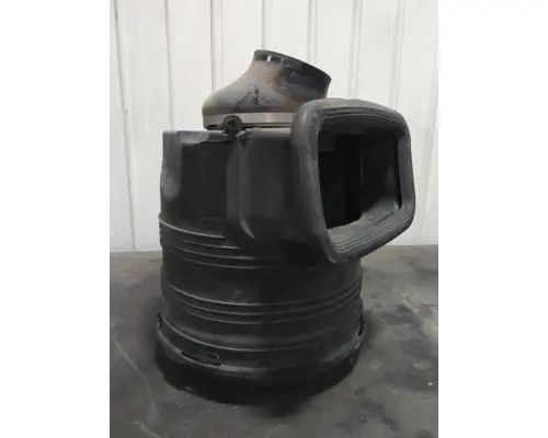 INTERNATIONAL PROSTAR 122 AIR CLEANER