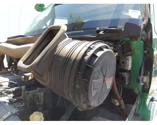 INTERNATIONAL PROSTAR 122 AIR CLEANER