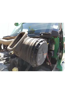 INTERNATIONAL PROSTAR 122 AIR CLEANER