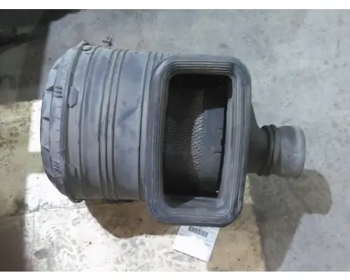 INTERNATIONAL PROSTAR 122 AIR CLEANER