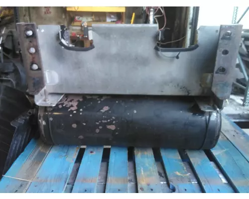 INTERNATIONAL PROSTAR 122 BATTERY BOX