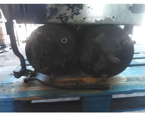 INTERNATIONAL PROSTAR 122 BATTERY BOX