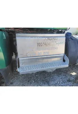 INTERNATIONAL PROSTAR 122 BATTERY BOX