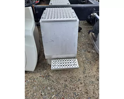 INTERNATIONAL PROSTAR 122 BATTERY BOX