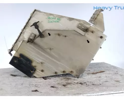 INTERNATIONAL PROSTAR 122 BATTERY BOX