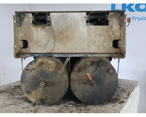 INTERNATIONAL PROSTAR 122 BATTERY BOX