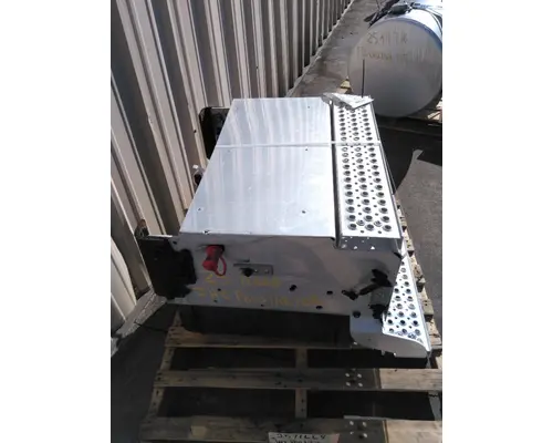 INTERNATIONAL PROSTAR 122 BATTERY BOX