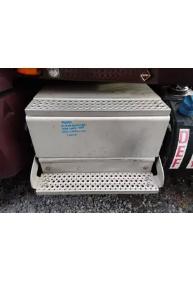 INTERNATIONAL PROSTAR 122 BATTERY BOX