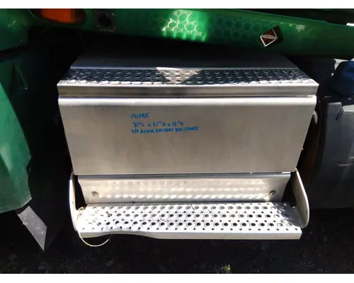 INTERNATIONAL PROSTAR 122 BATTERY BOX