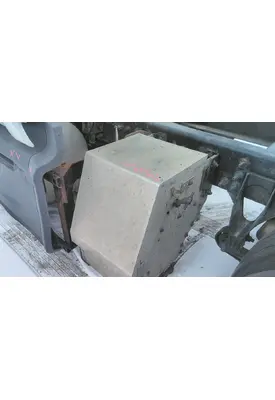 INTERNATIONAL PROSTAR 122 BATTERY BOX