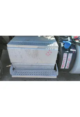 INTERNATIONAL PROSTAR 122 BATTERY BOX