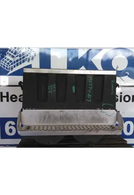 INTERNATIONAL PROSTAR 122 BATTERY BOX