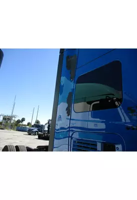 INTERNATIONAL PROSTAR 122 CAB EXTENSION