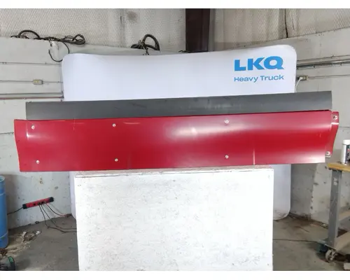 INTERNATIONAL PROSTAR 122 CAB EXTENSION