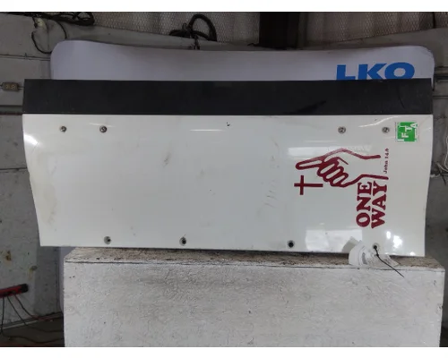 INTERNATIONAL PROSTAR 122 CAB EXTENSION