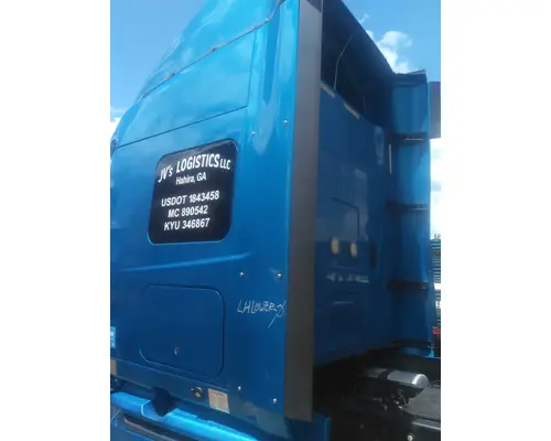 INTERNATIONAL PROSTAR 122 CAB EXTENSION