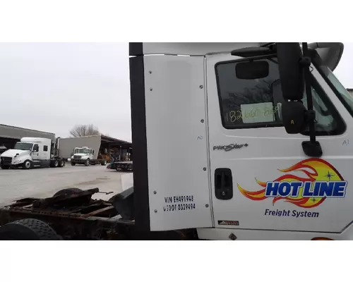 INTERNATIONAL PROSTAR 122 CAB EXTENSION