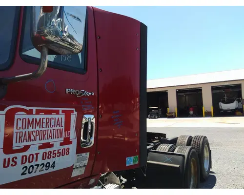INTERNATIONAL PROSTAR 122 CAB EXTENSION
